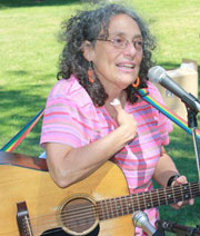 Ruth Pelham in concert